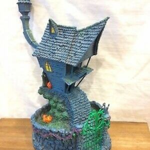 THE NIGHTMARE BEFORE CHRISTMAS Jack's House